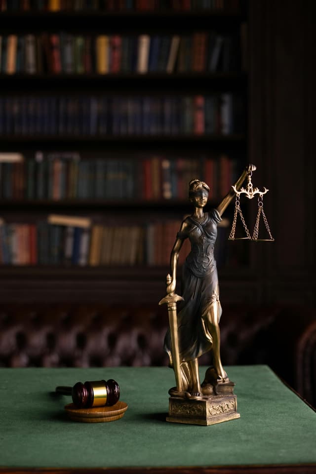 Primul caz de self-exclusion obligatorie ajunge în instanţă