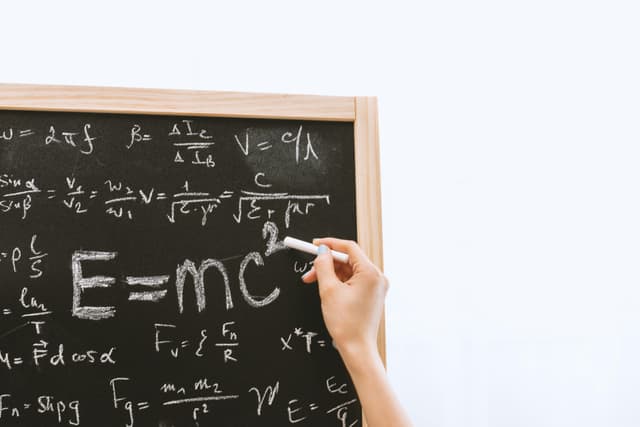 Teoria entropiei aplicată la secvenţe RNG