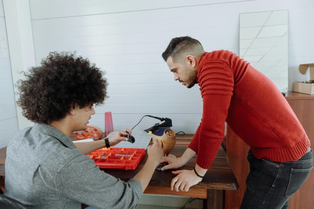 Povești despre DIY sloturi artizanale şi comunităţi create acasă