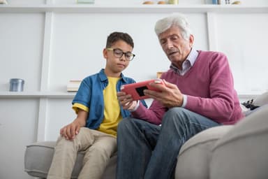 Pasiunea trans-generațională pentru jocuri: cum se transmite în familie